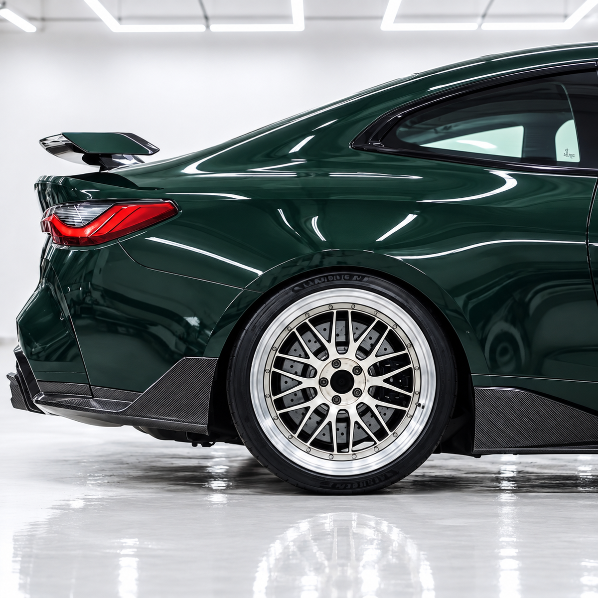 Extensión de parachoques trasero de fibra de carbono estilo rendimiento para BMW G82 G83 M4 21-26