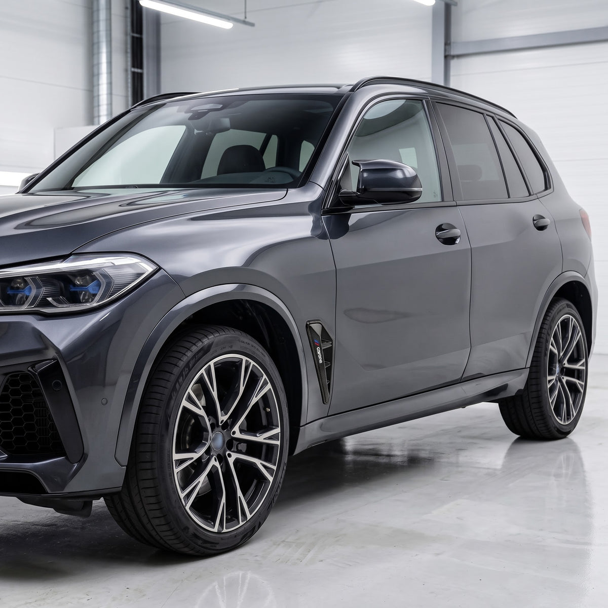 REPUESTO DE VENTILACIÓN LATERAL PARA GUARDABARROS ESTILO BMW G05 X5 X5M 19-23 CON MOLDURA DE FIBRA DE CARBONO